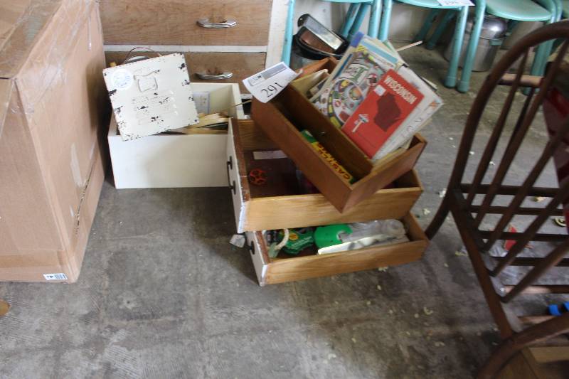lot 291 image: Wood Desk Drawers