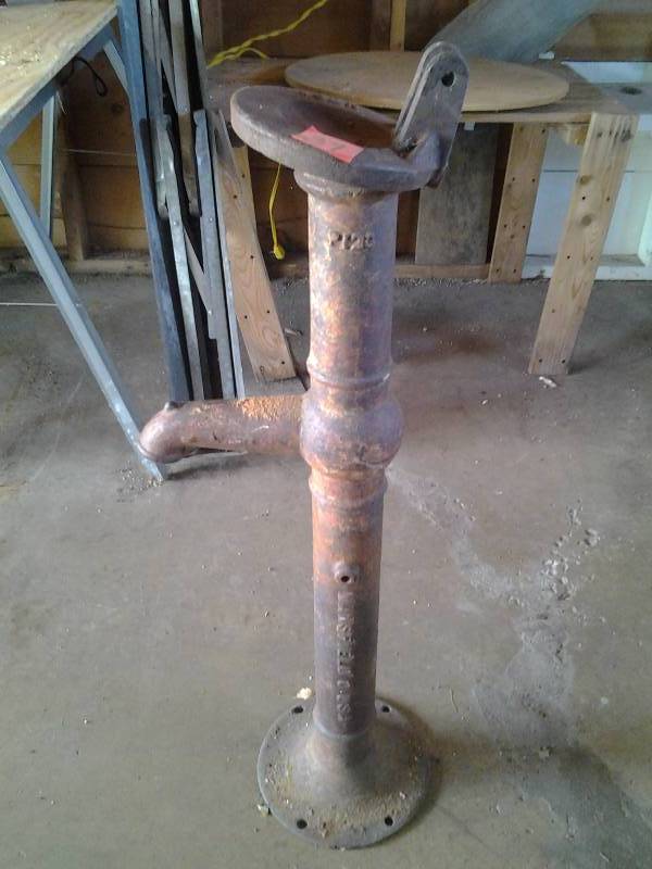 lot 37 image: 34 Inch Mansfield Pump