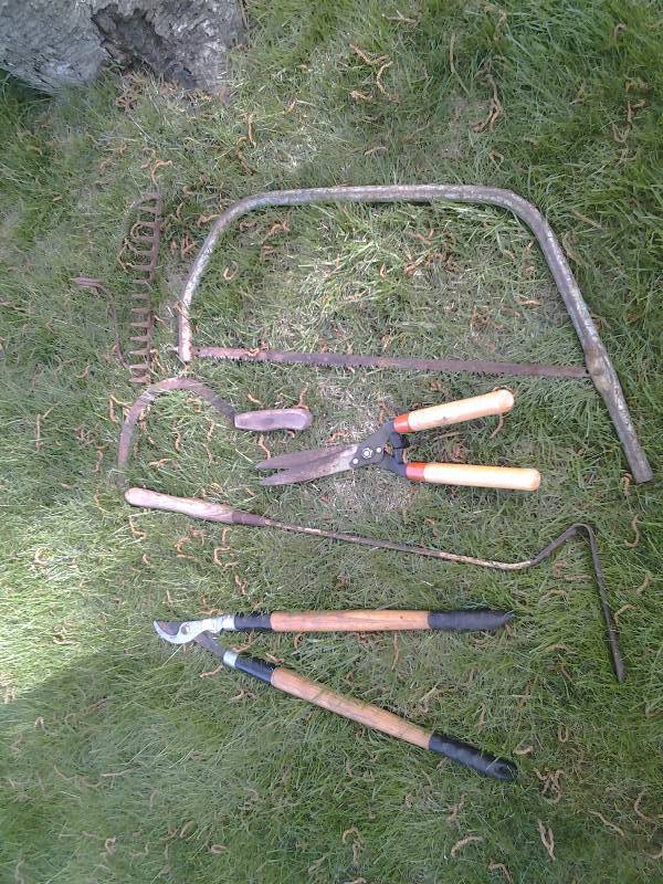 lot 56 image: Brush Saw, Pruners, Old Hand Scythes