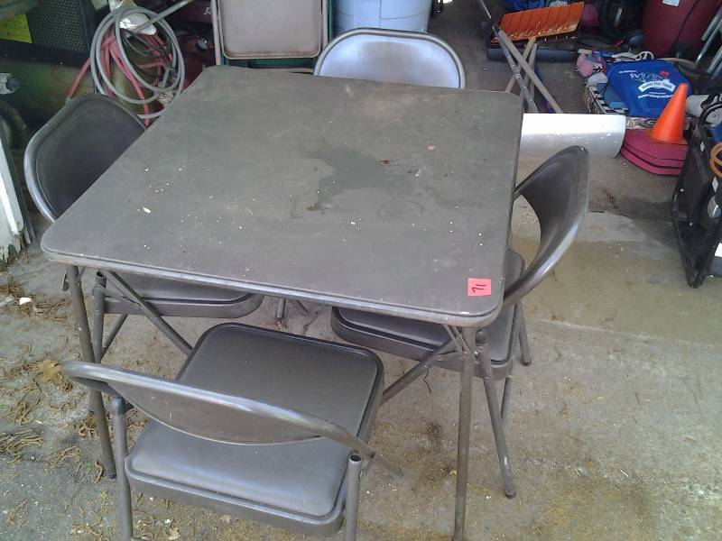 lot 71 image: Folding Card Table & 4 Chairs Set
