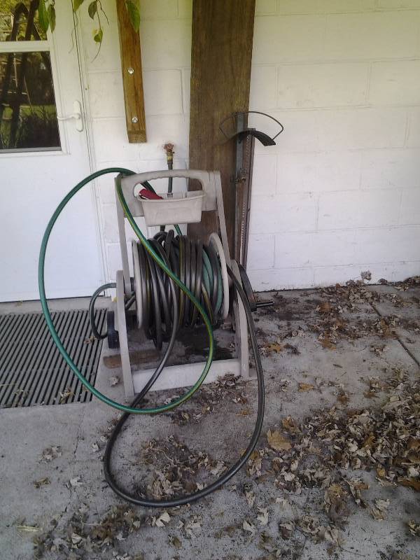 lot 86 image: Garden Hose, Hose Reel, Sprinklers, Other Related