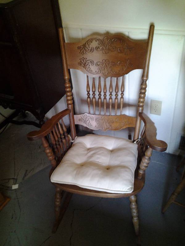 lot 90 image: Vintage Wood Pressed Back Rocking Chair
