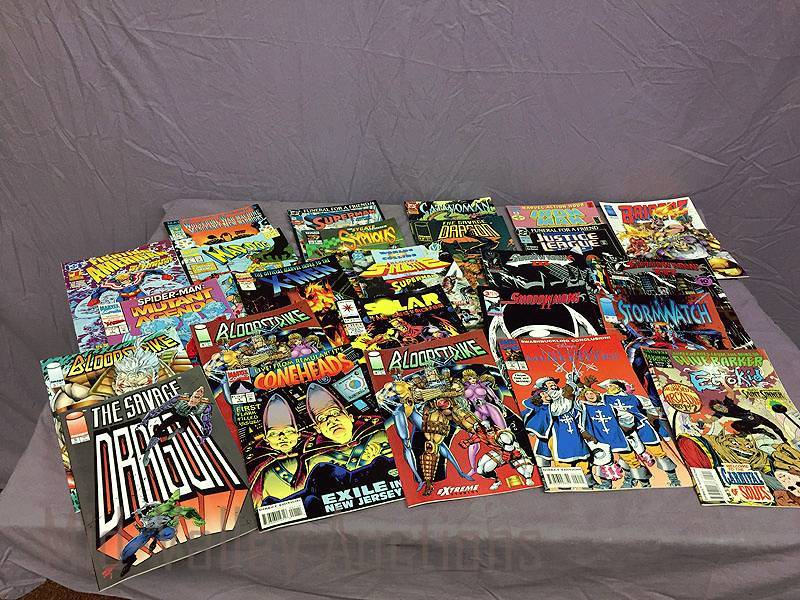 lot 7 image: Comic books