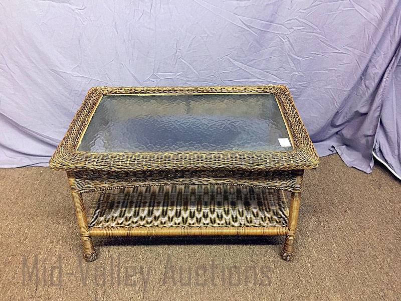 lot 52 image: Wicker & glass coffee table