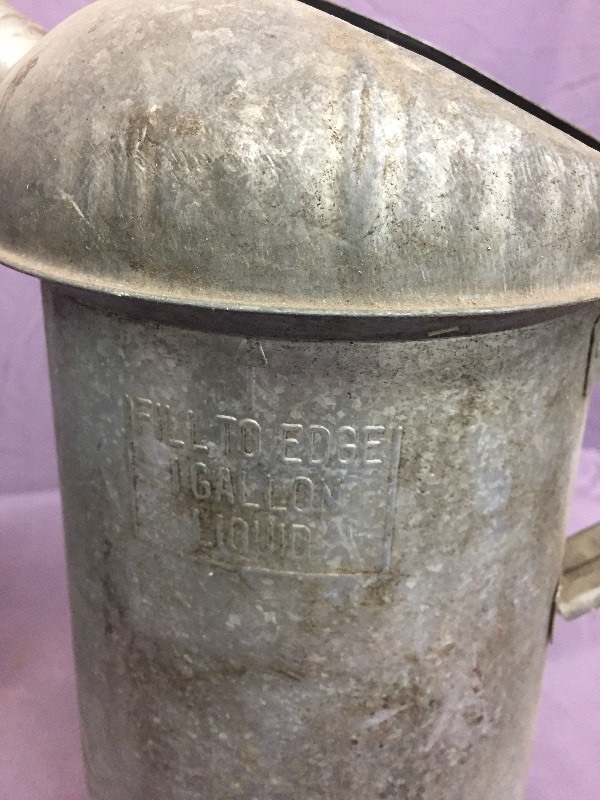 lot 50 image: Metal oil cans