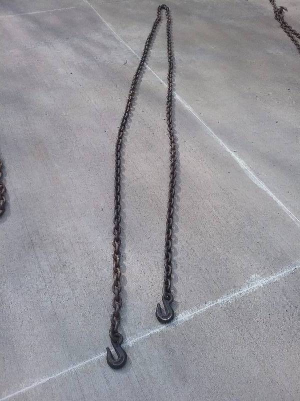 lot 109 image: Logging Chain - 20FT