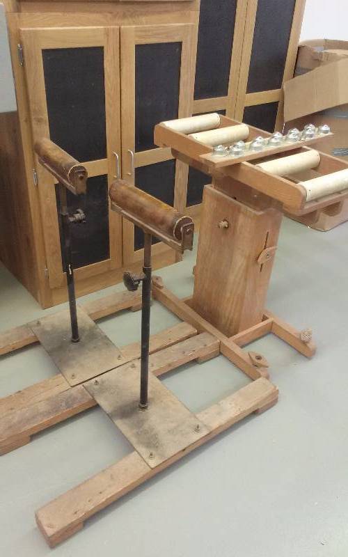 lot 89 image: Lot - Rollers
