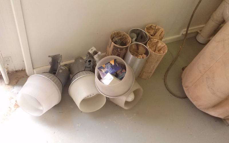 lot 99 image: Lot - Misc Lighting & Canisters
