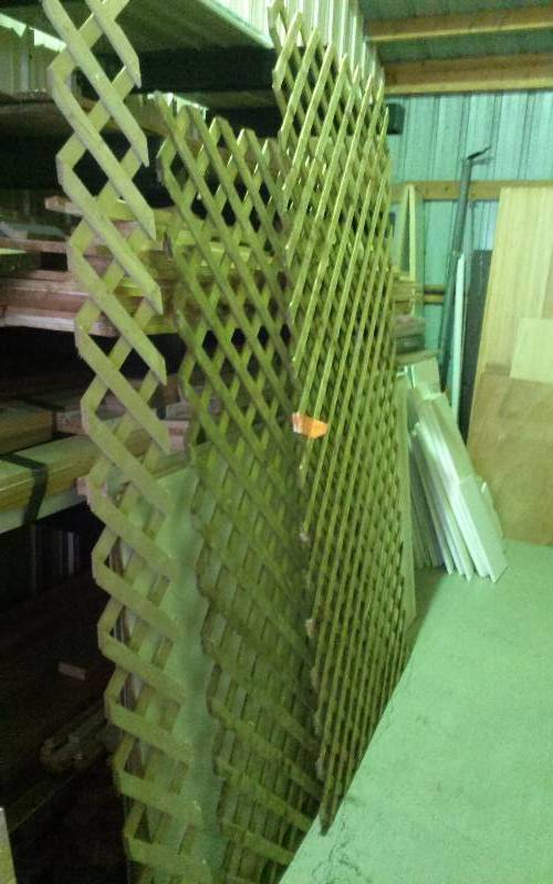 lot 130 image: Treated Cedar Lattice Panels