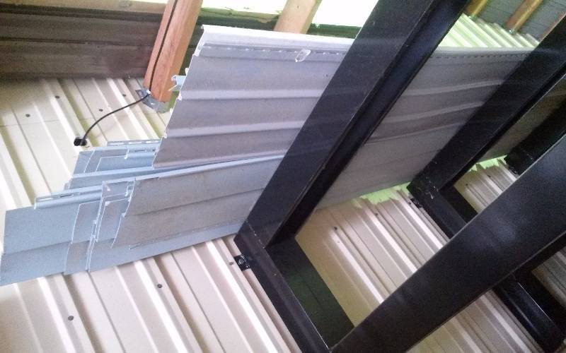 lot 149 image: Light Blue Siding - Enough for 4x8 Fishhouse