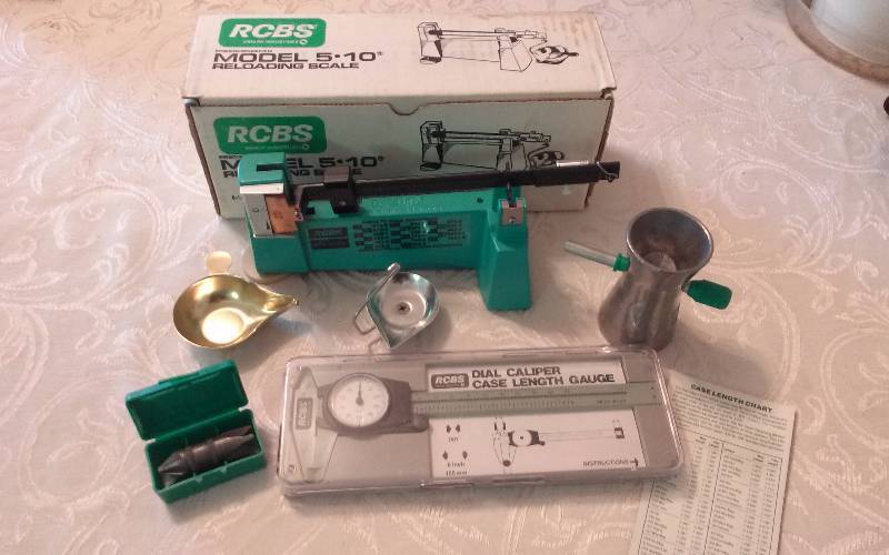 lot 162 image: Lot - Ammo Reload Equipment