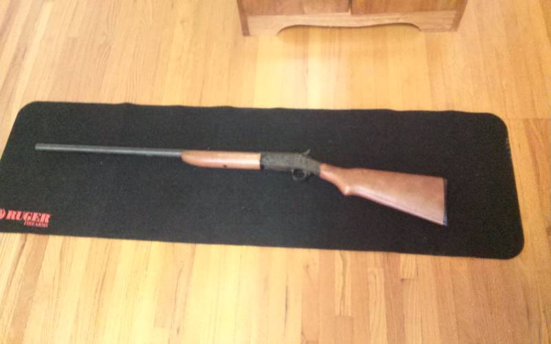 lot 167 image: Firearm - Harrington Richards Torrero Model 88, 12 g, 3 Full
