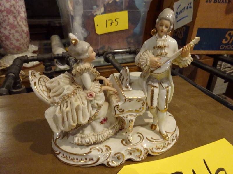 Exquisite Porcelain Piece