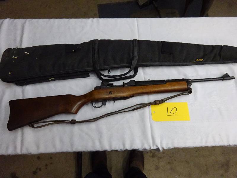 Strum-Ruger Mini 14, Ser#183-34913, no clip