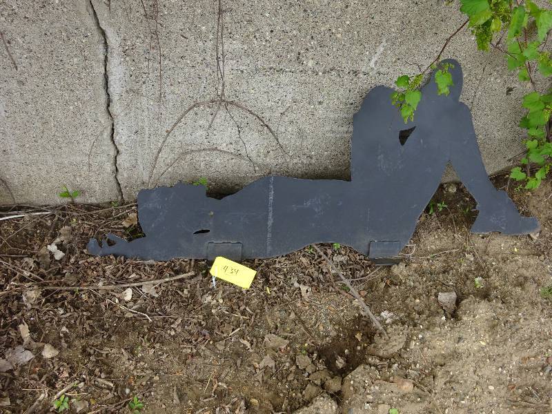 Reclining Cutout