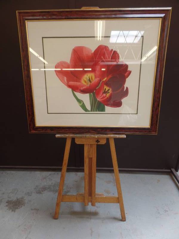 LARGE FLORAL PRINT