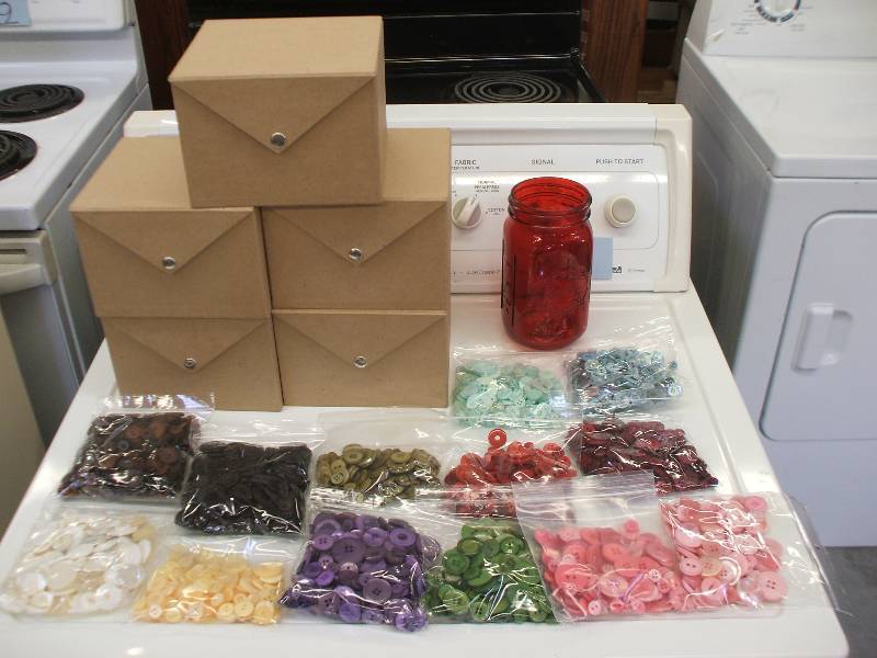 CRAFT BUTTONS AND BOXES