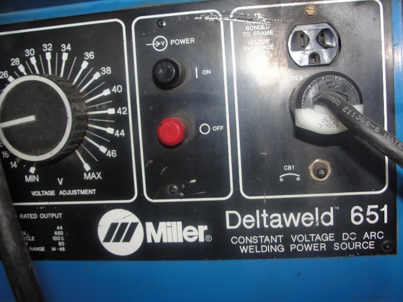 MILLER DELTA WELD 651 with  COBRAMATIC  PUSH PULL WIREFEED WELDER