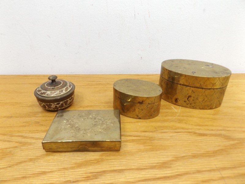 lot 30 image: Lot of 4 AntiqueVintage Brass Boxes