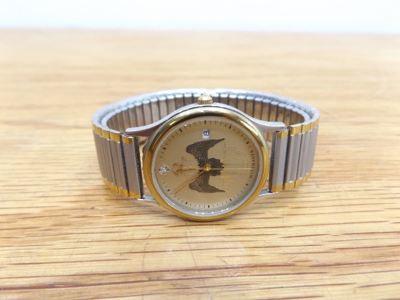 lot 32 image: Vintage Mens Wittnauer Watch with Genuine Diamond