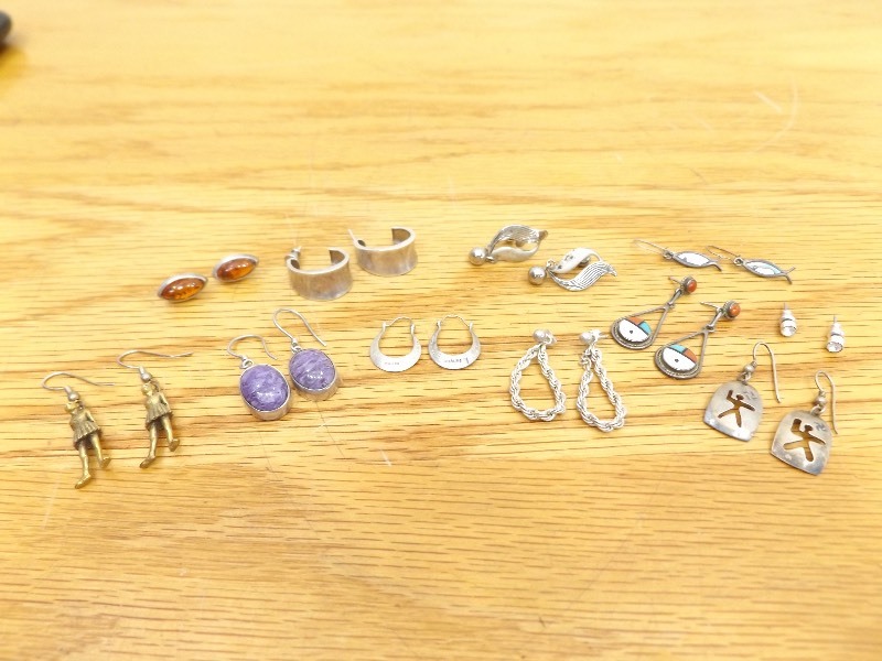 lot 38 image: 11 Pair of Sterling Earrings (1.601oz Total Weight)