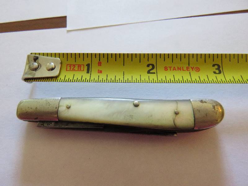 lot 673 image: Vintage Knife