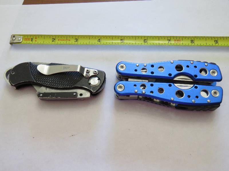 lot 641 image: Multi-Tool