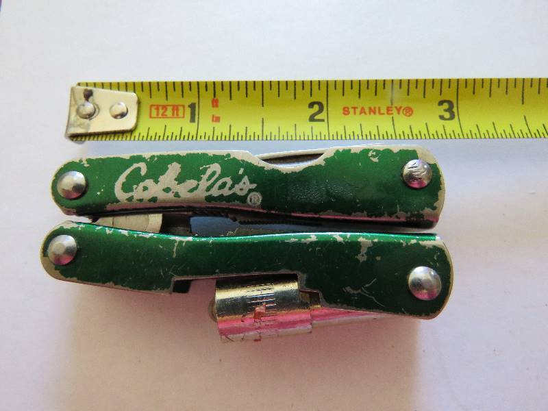 lot 639 image: Multi-Tools