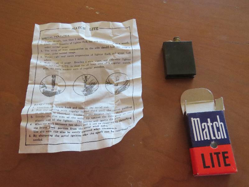 lot 716 image: Vintage Match Lite