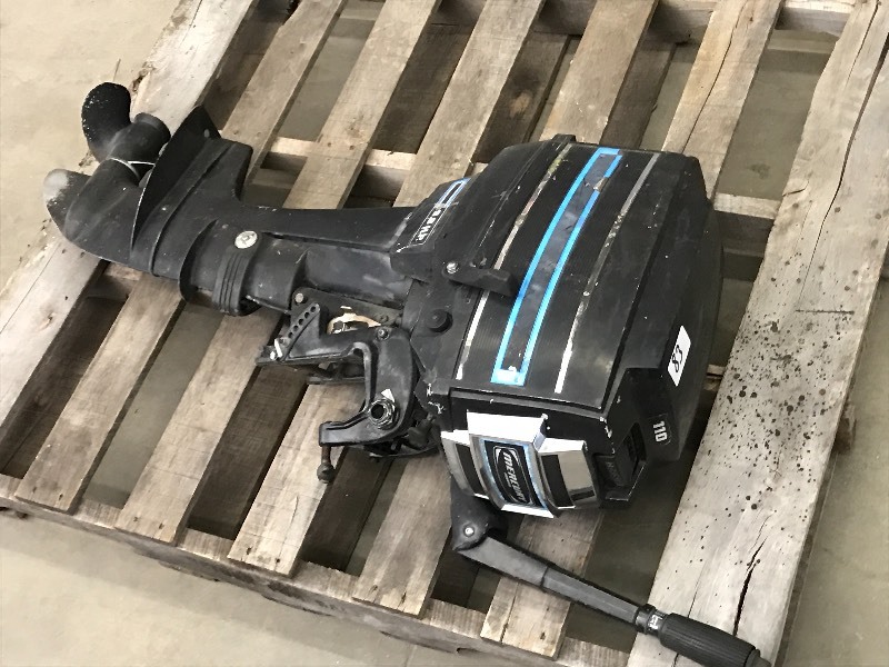 lot 83 image: Mercury 9.8HP 110 Outboard Motor,...