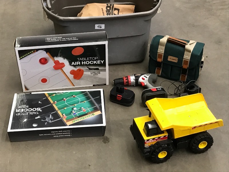 lot 46 image: Tote Of Tabletop Soccer & Hockey, ...