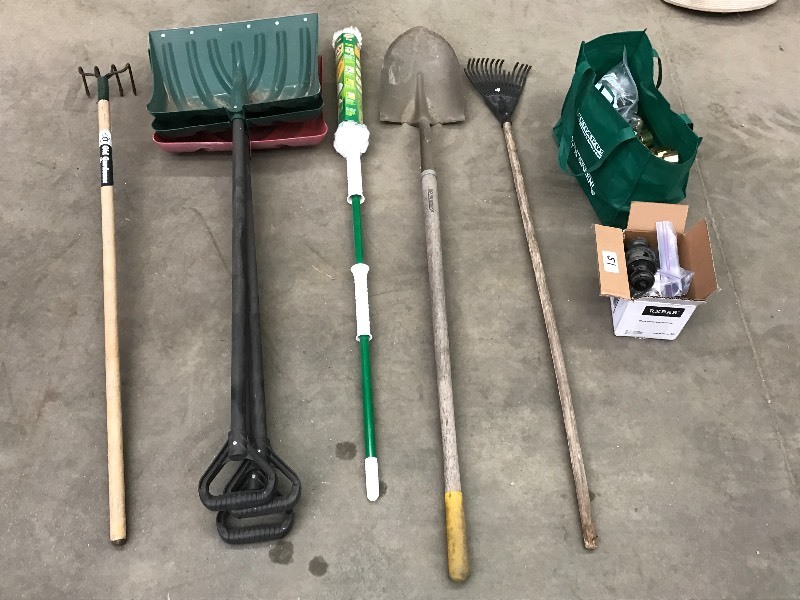 lot 51 image: Lot Of (7) Assorted Hand Tools & (2...