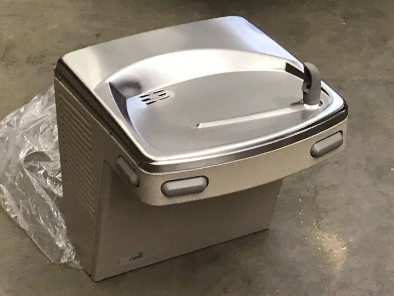 lot 67 image: Oasis Wall-Mount Drinking Fountain,...