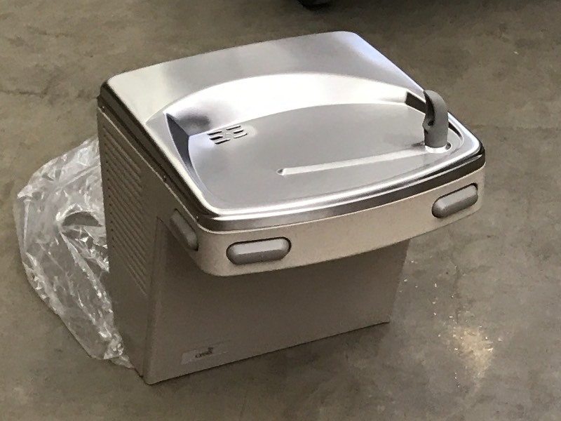 lot 68 image: Oasis Wall-Mount Drinking Fountain,...