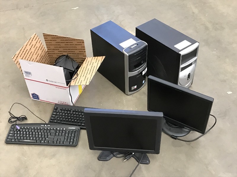 lot 72 image: (1) Gateway & (1) E-Machines PC Tow...
