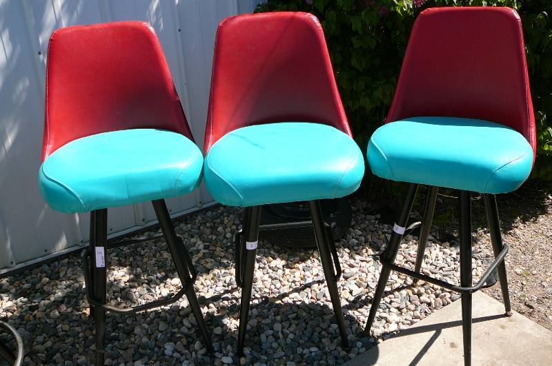Lot of Swivel High Back Bar Stools