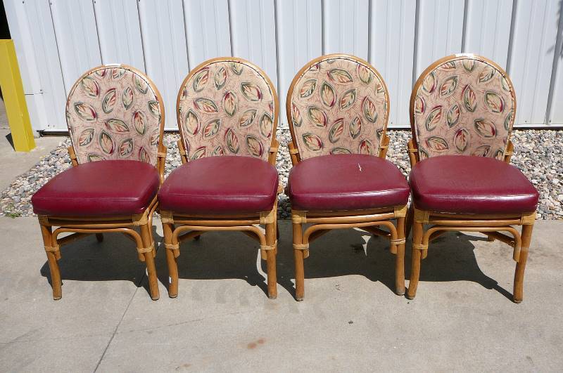 Lot Of Dining Table Chairs