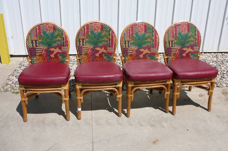 Lot Of Dining Table Chairs