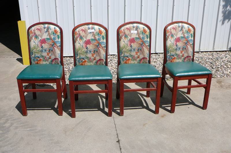 Lot Of Dining Table Chairs