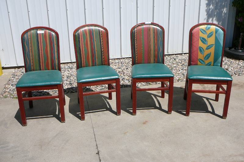 Lot Of Dining Table Chairs