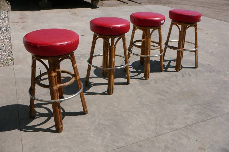 Lot of Swivel Bar Stools
