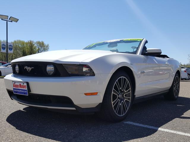 lot 001 image: 2011 Ford Mustang Convertible GT