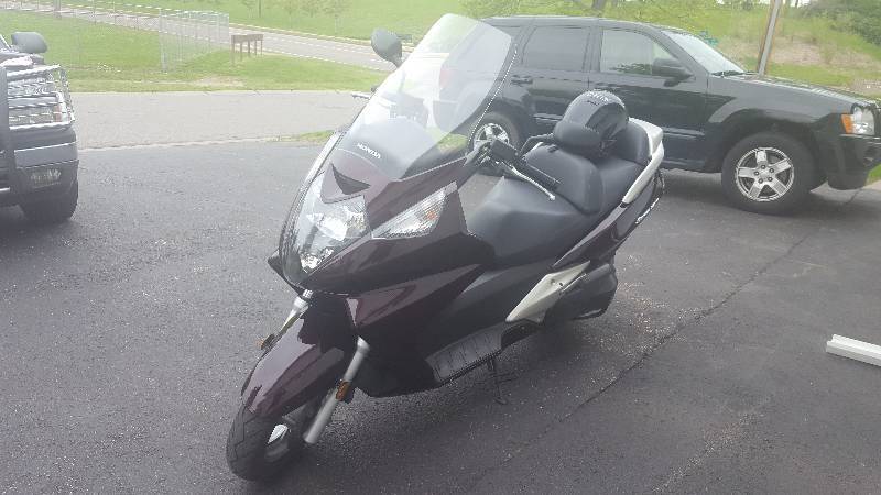 2004 Silver Wing 600 Scooter
