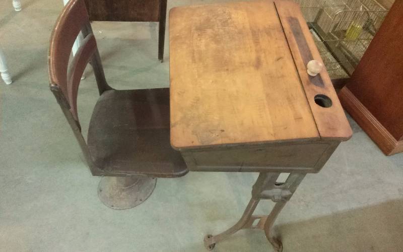 lot 18 image: Antique School Desk and Chair