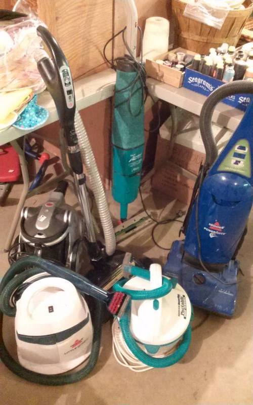 lot 43 image: Lot - Vacuum Cleaners, Cleaner, etc