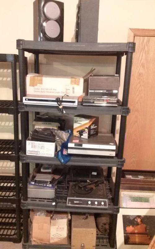 lot 56 image: Lot - Misc Electronics, Shelf not included