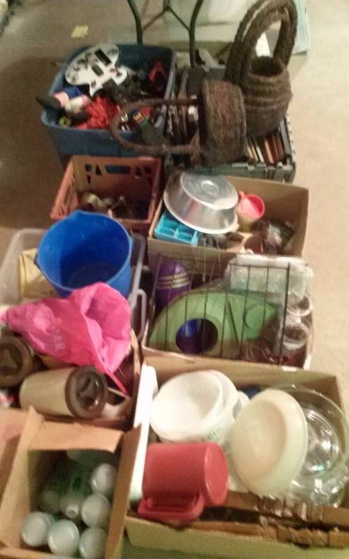 lot 60 image: Lot - Misc Houseware, Frames, Basket, Etc