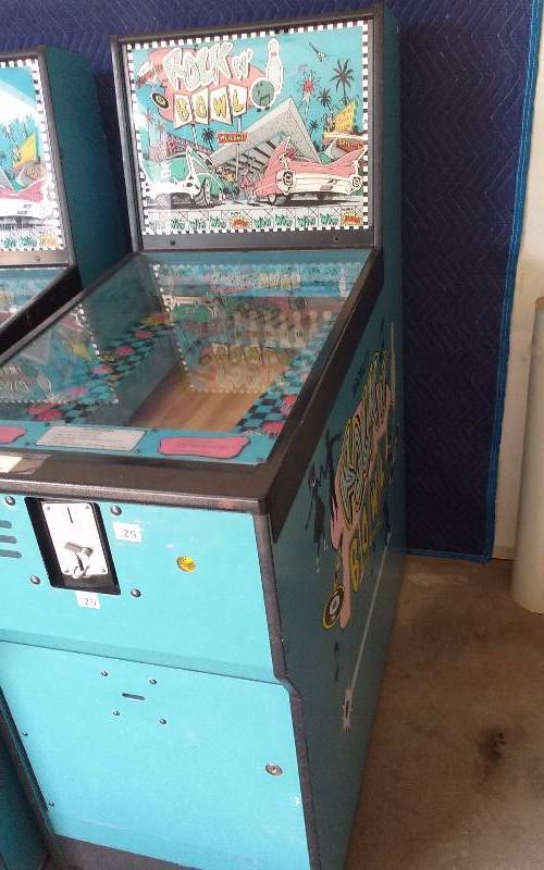 lot 4 image: Bromley Rock N Bowl Arcade, Full Size