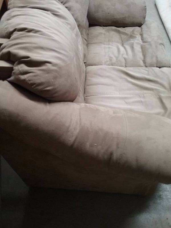 lot 81 image: TanBrown Microfiber Loveseat