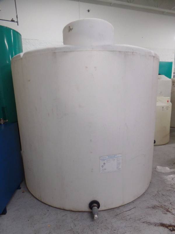 2100 GALLON POLY HOLDING TANK